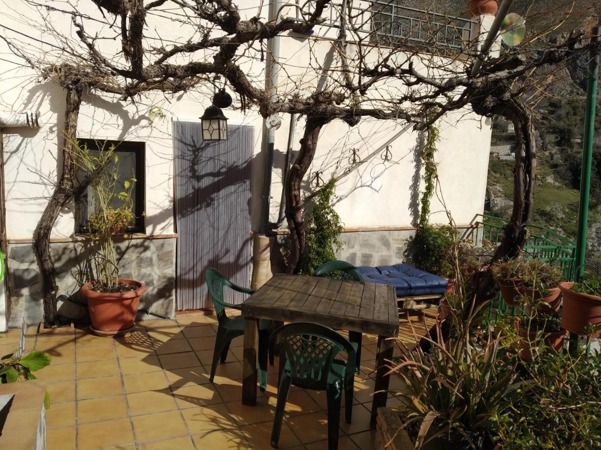グエハル・シエラ Casa Maribelヴィラ エクステリア 写真